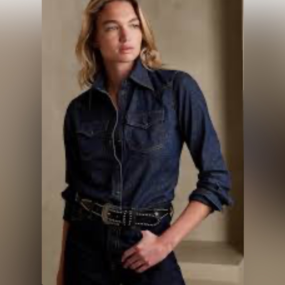 Banana Republic Denim Button Up Shirt